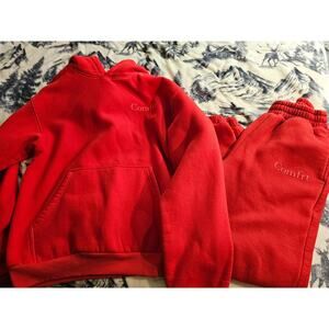 Comfrt sweat set size SMALL